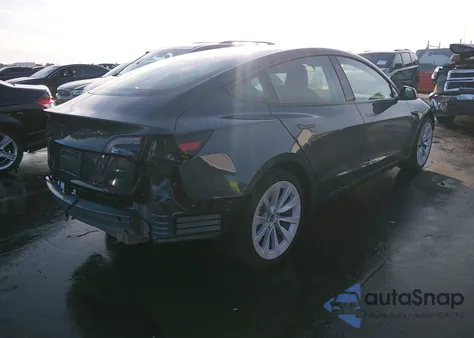 2023 Tesla Model 3 Rear-Wheel Drive z USA, uszkodzony, nr VIN 5YJ3E1EA7PF705041